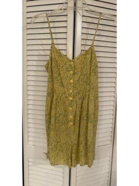 Urban Outfitters Yellow Floral Buttons Romper Womens Sz M Cottagecore Feminine